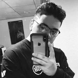 Meet your Posher, Diego